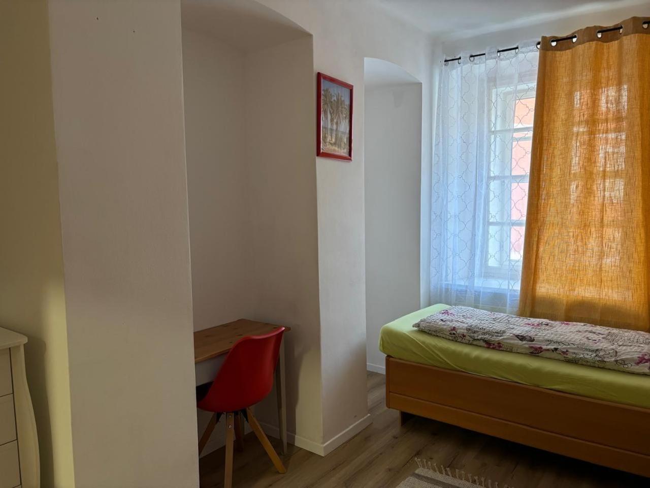 Apartment Am Schlosspark 2 Cheb Luaran gambar
